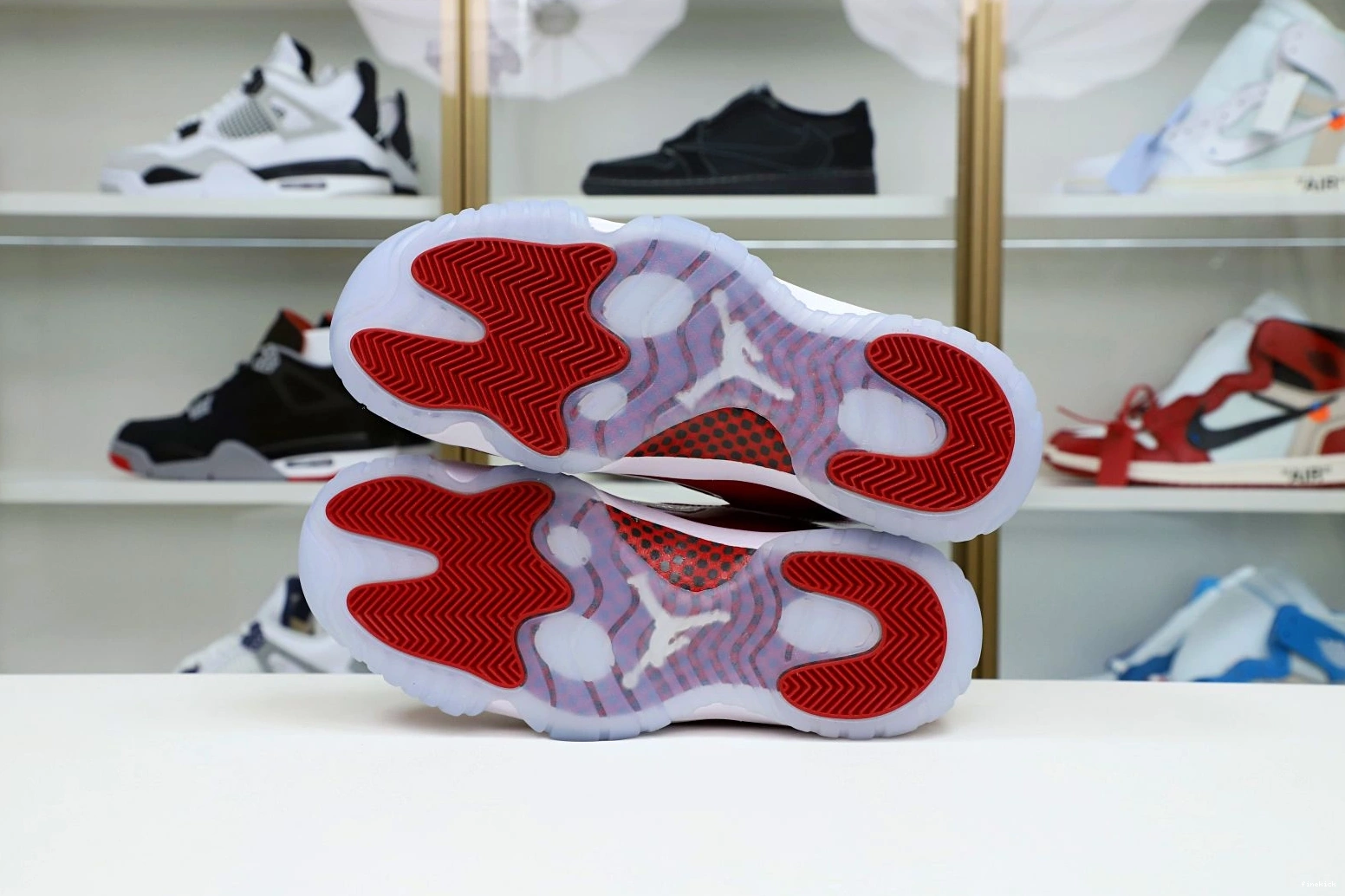 JORDAN CT8012 